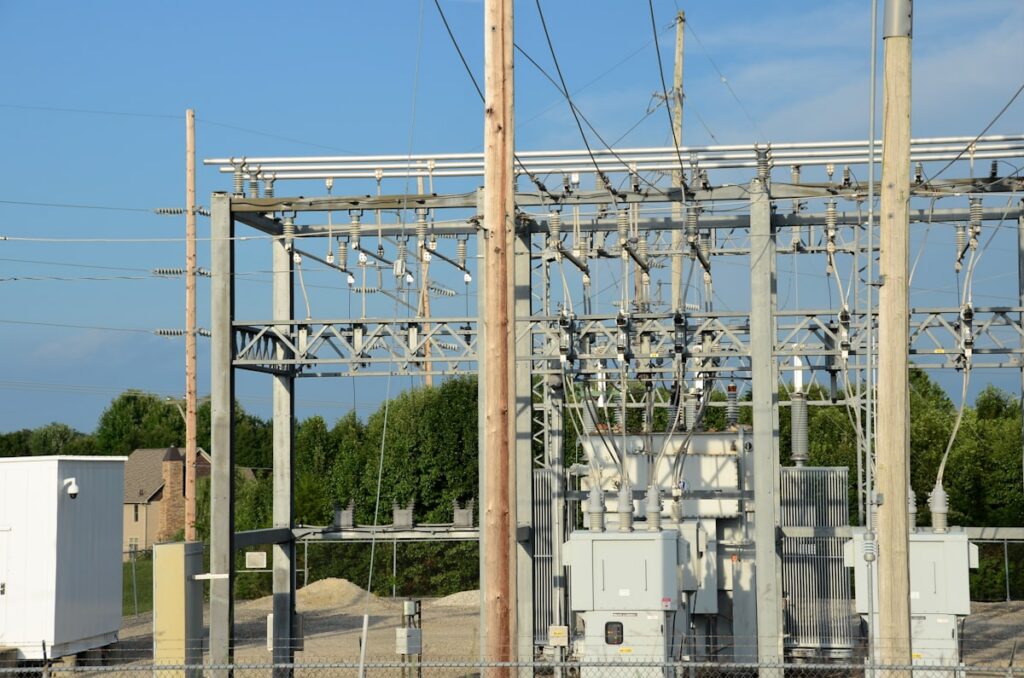Trafostanica a vedenie vysokého napätia – projekty pre developerov a obce